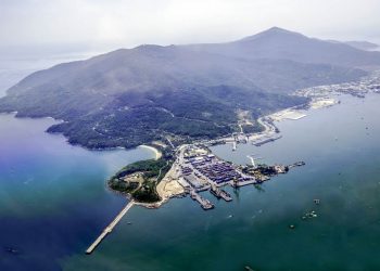 Mê mẩn trước vẻ đẹp kỳ vĩ của bán đảo Sơn Trà