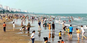 Sầm Sơn vào một ngày đẹp trời