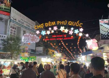 Chợ đêm Phú Quốc là điểm đến hấp dẫn không nên bỏ lỡ