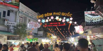 Chợ đêm Phú Quốc là điểm đến hấp dẫn không nên bỏ lỡ