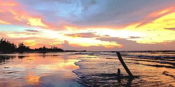 Thiên nhiên huyền ảo trong bức ảnh lúc hoàng hôn