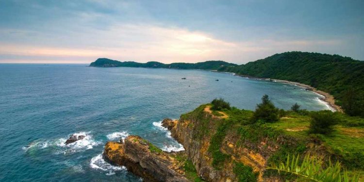 Địa điểm sống ảo đẹp Cô Tô được nhiều bạn trẻ check in