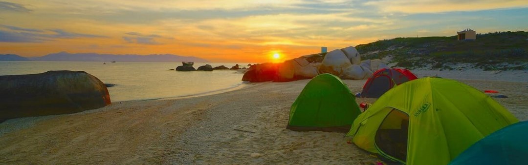 Cắm trại trên đảo