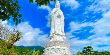 Chùa Linh Ứng Sơn Trà