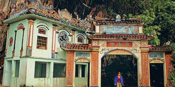 Di chuyển từ Hà Tiên đến Chùa Hang bằng xe buýt