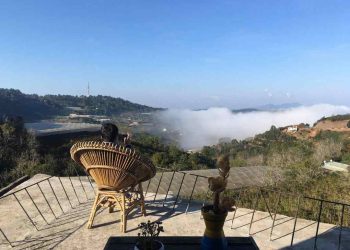 Quán cafe gần đồi chè Cầu Đất với góc view cực kỳ đẹp